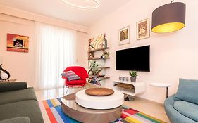 Three Bedrooms Apt In Kallithea